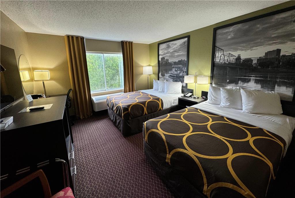 Super 8 by Wyndham New Cumberland - photo 11