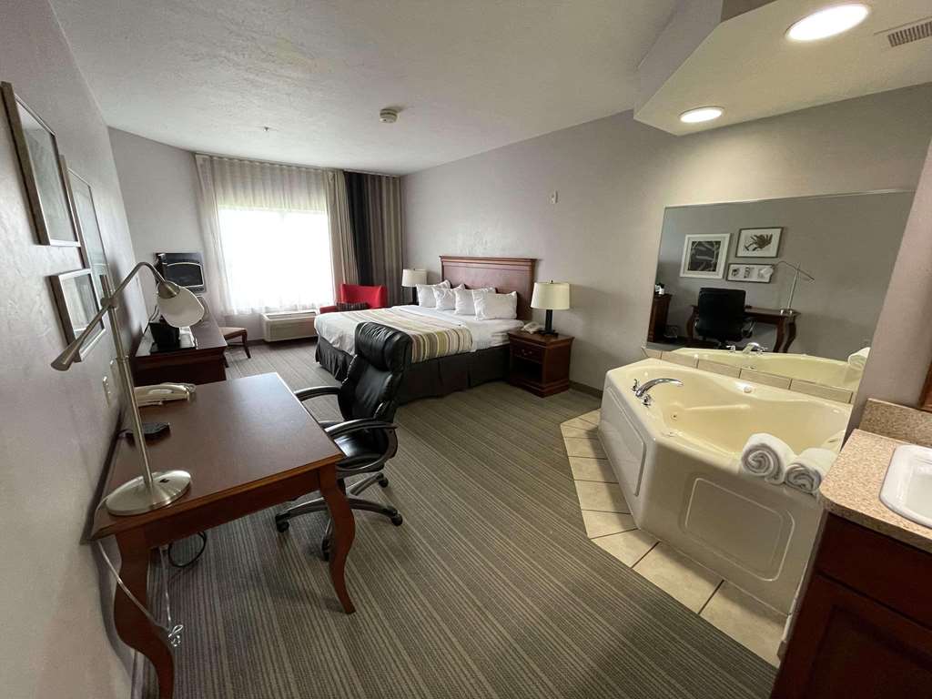 Country Inn & Suites by Radisson Appleton North WI - photo 13