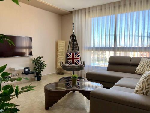 Contemporary Top Floor Bourgogne By AppartAli — 4-Star Luxury Hotel in Casablanca, Morocco