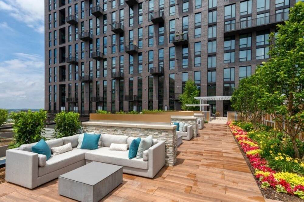 Global Luxury Suites at Reston Town Center - photo 149