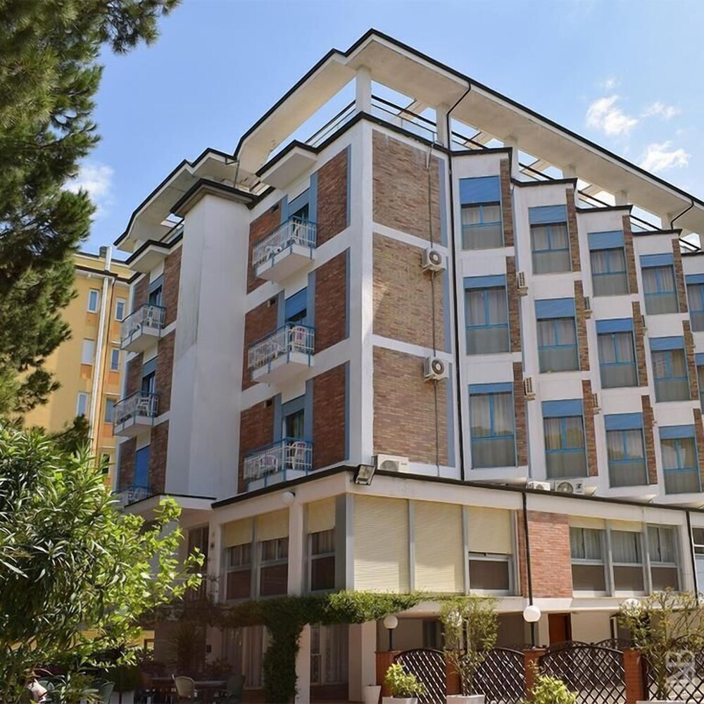 Admiral - carbon neutral hotel in Cervia