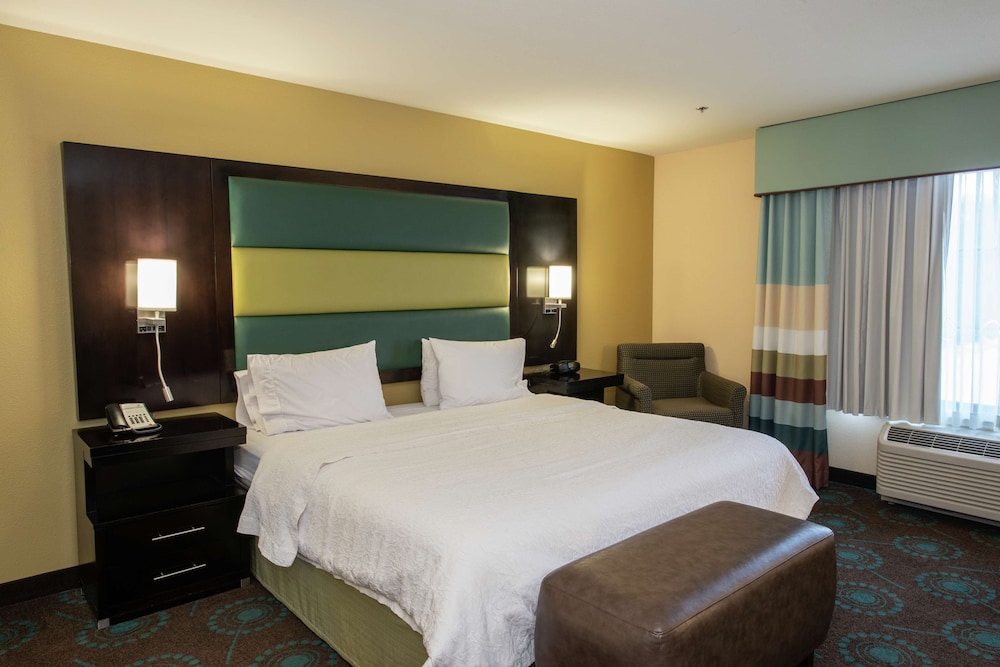 Hampton Inn & Suites Salt Lake City Farmington - photo 17