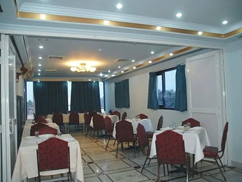 Hotel Satya - last minute hotel in Agra