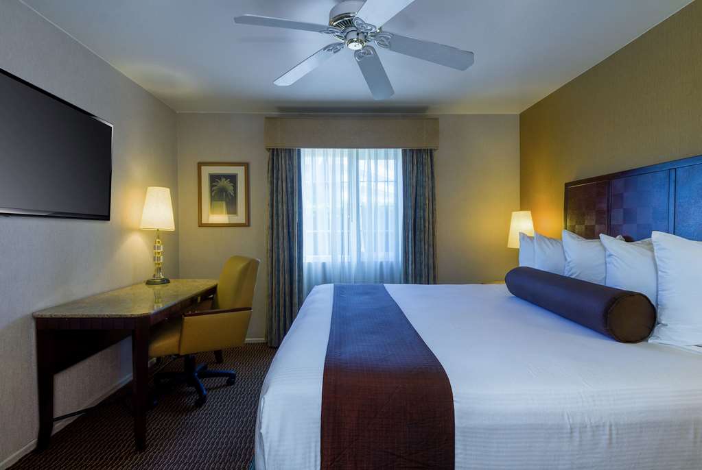 Ramada by Wyndham Costa Mesa Newport Beach - photo 20