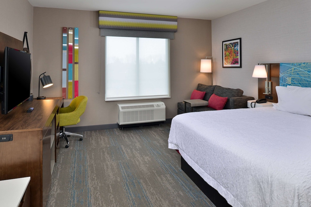 Hampton Inn & Suites Adrian - photo 29