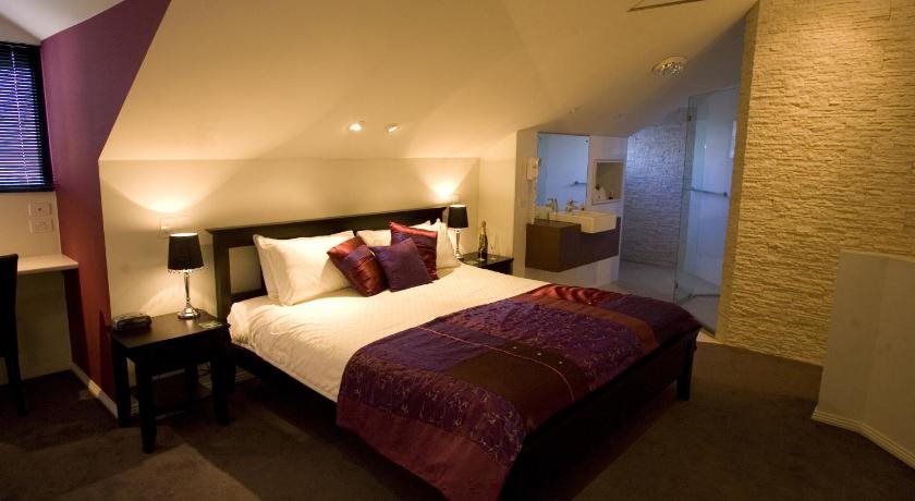Merlot Verdelho Townhouses — 4-Star Luxury Hotel in Penola, Australia