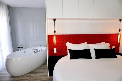Lux Otel City Lodge — Barcelos