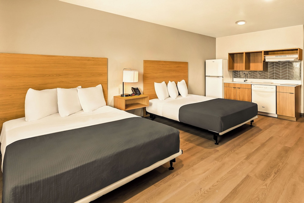 LivAway Suites SLC West Jordan - photo 14