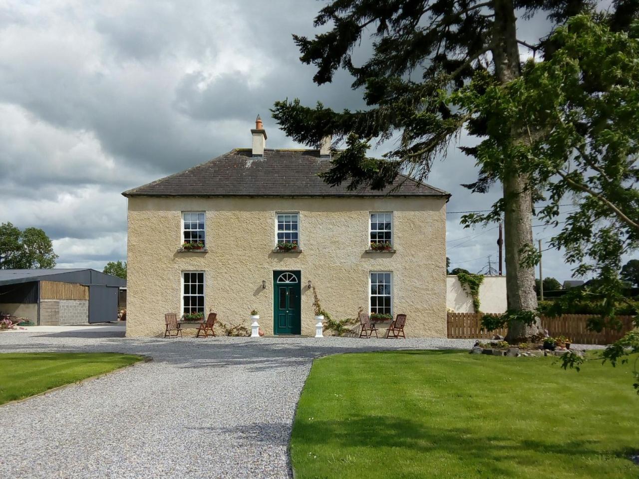 Abbeyview House B&B And Glamping — 4-Star Luxury Hotel in Longford, Republic of Ireland