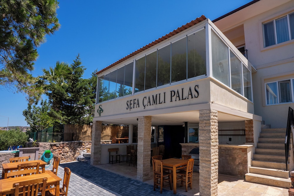 Sefa Çamlı Palas - last minute hotel in Ayvalik