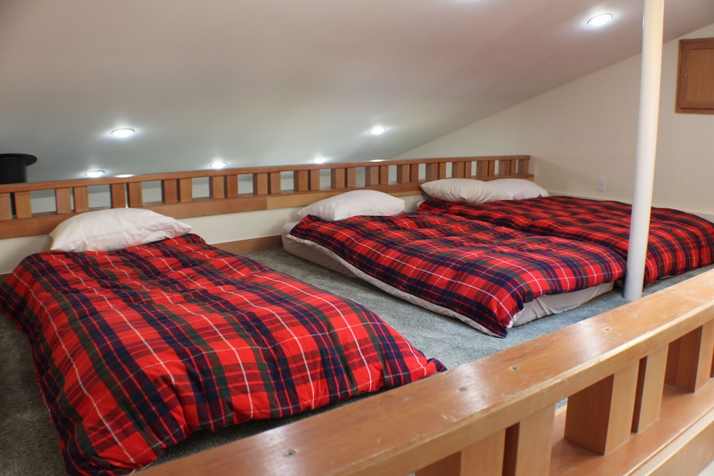 Crystal Chalets Condominiums at Crystal Mountain Ski Resort - photo 25