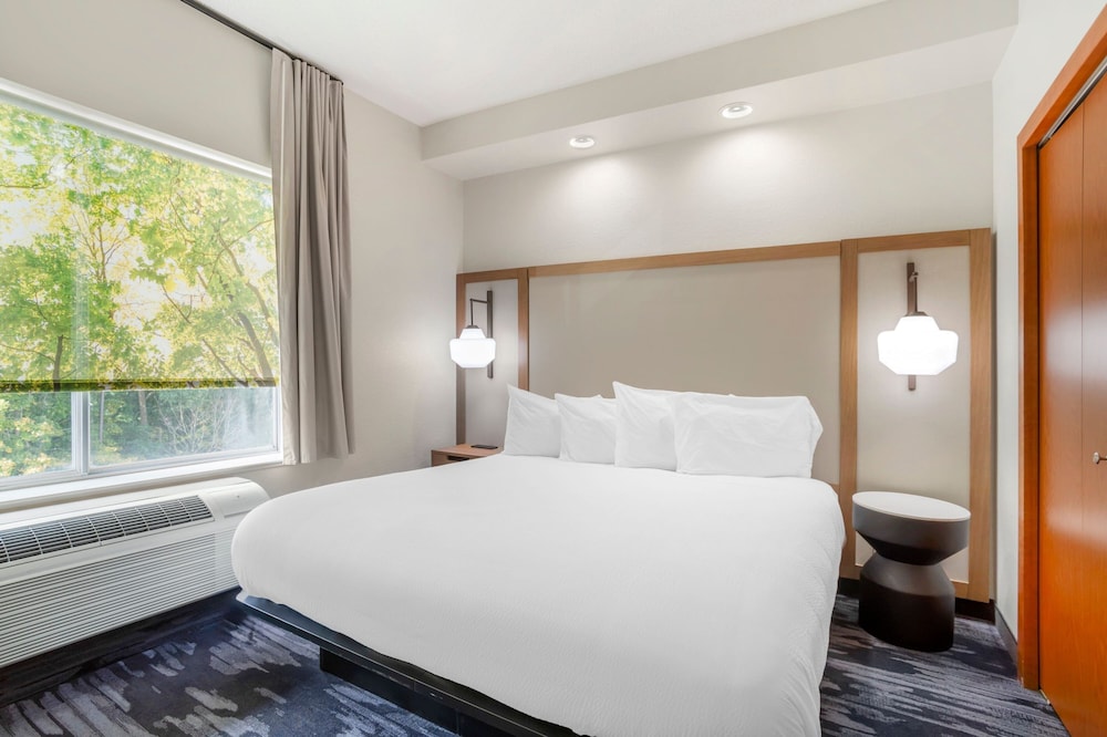 Fairfield Inn by Marriott Boone - photo 16