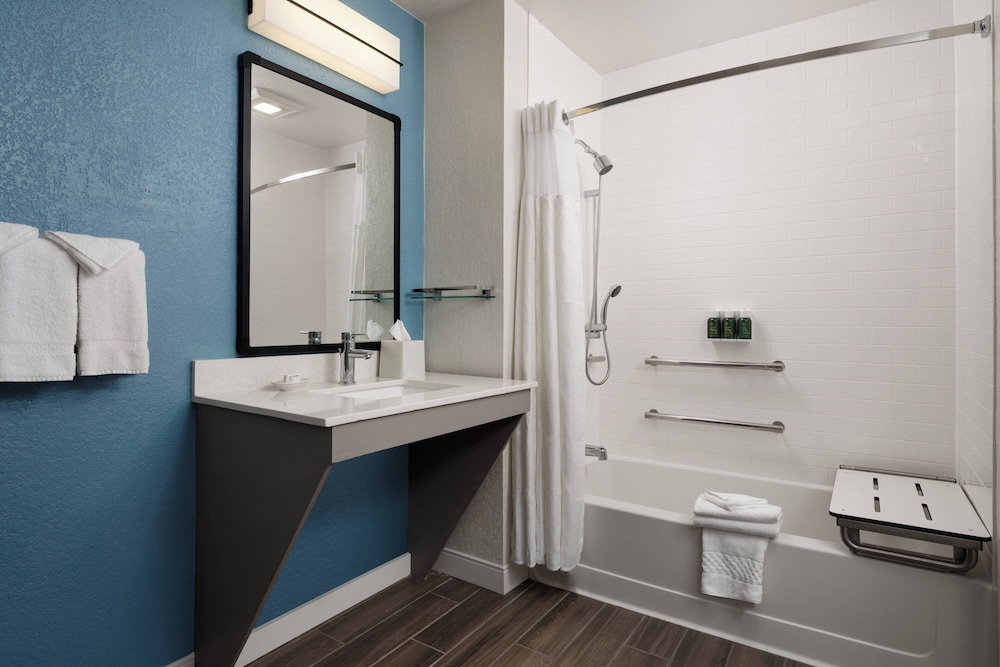 Residence Inn by Marriott Sunnyvale Silicon Valley II - photo 15