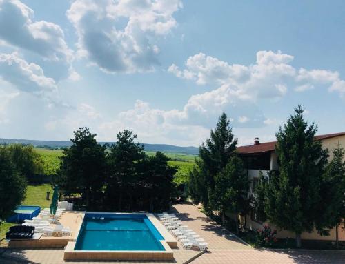 Pensiunea Paradis Vrâncean — 4-Star Luxury Hotel in Focsani, Romania
