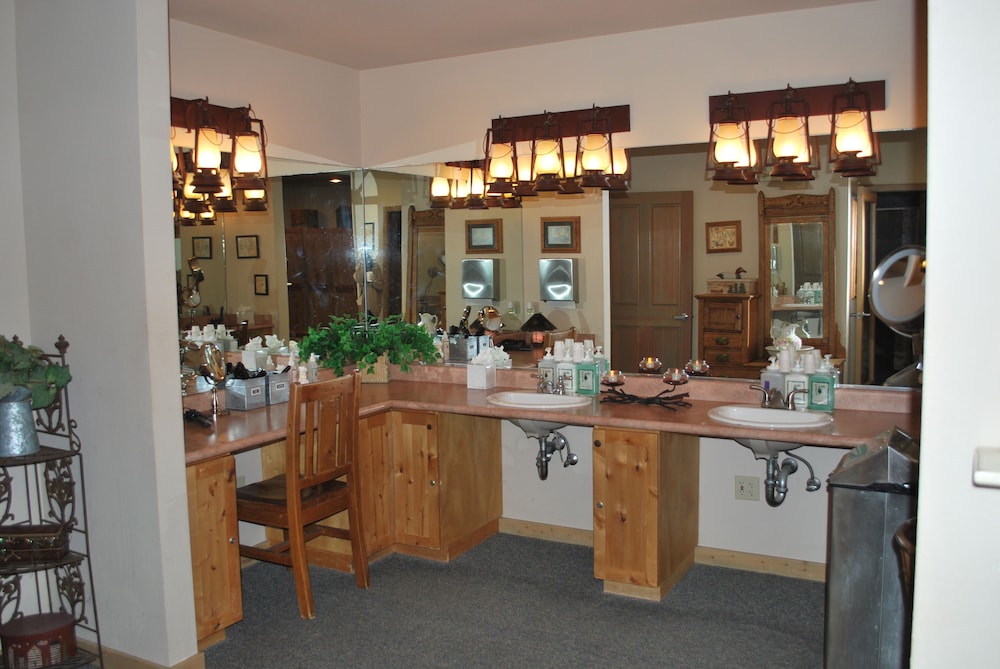 Double Eagle Resort & Spa - photo 37