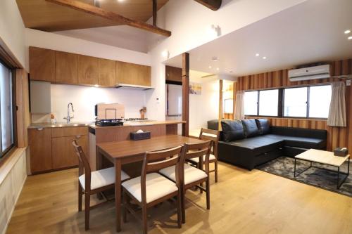H Shinsaibashi アッシュ心斎橋 - last minute hotel in Osaka
