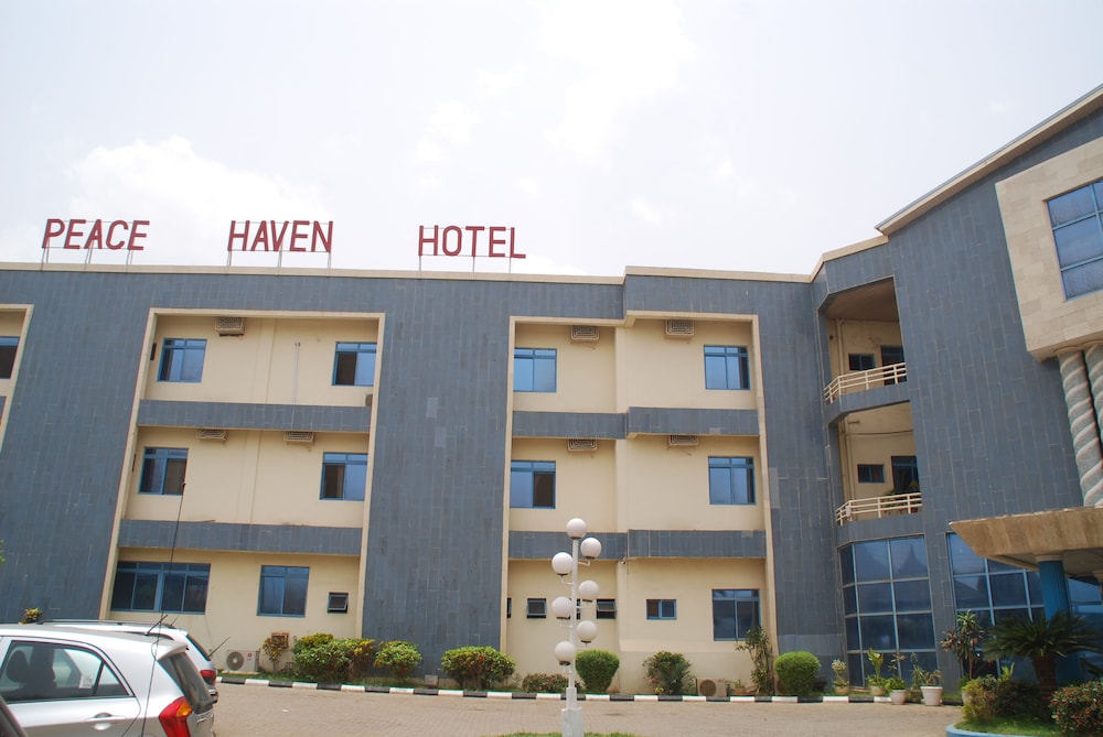 Peace Haven Hotel - last minute hotel in Abuja