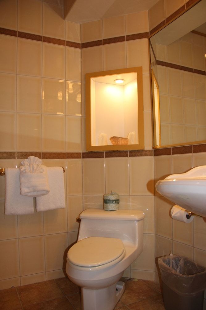 Bay Shore Inn - photo 17