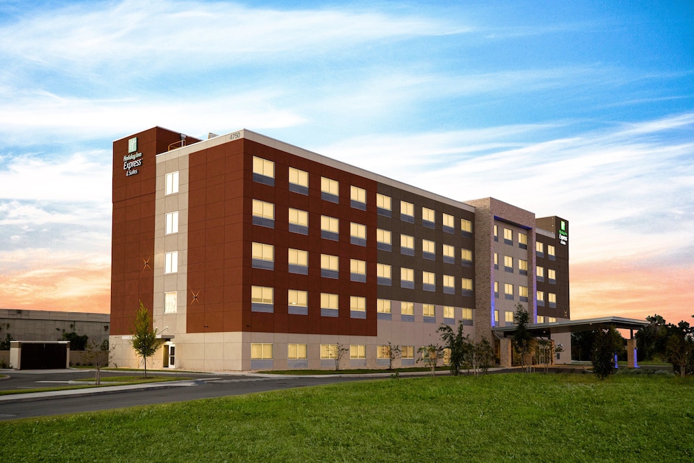 Holiday Inn Express & Suites Sanford Lake Mary by IHG - photo 37