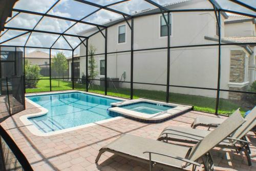Carpe Diem Holiday Villa — 4-Star Luxury Hotel in Davenport, United States