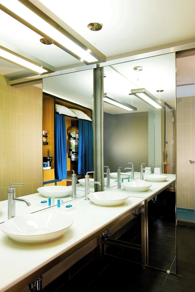 Aloft Mount Laurel - photo 11