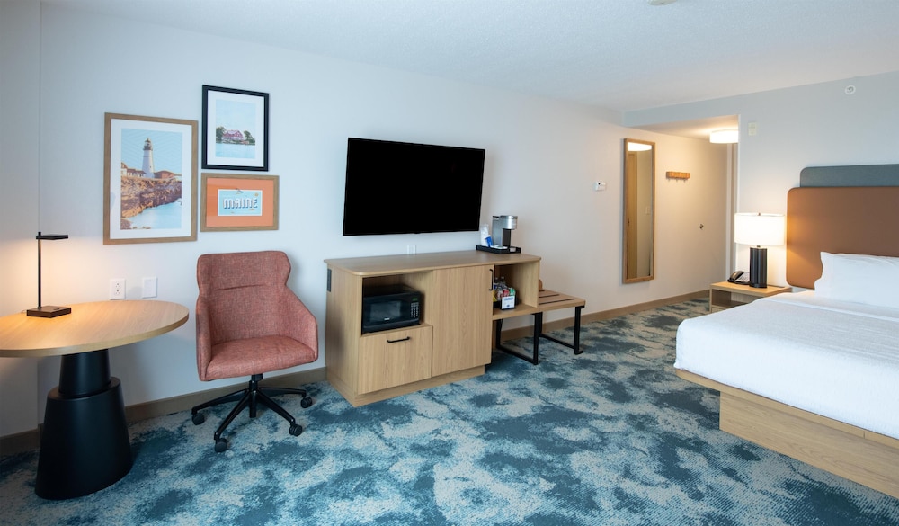 Hampton Inn Presque Isle Maine - photo 14