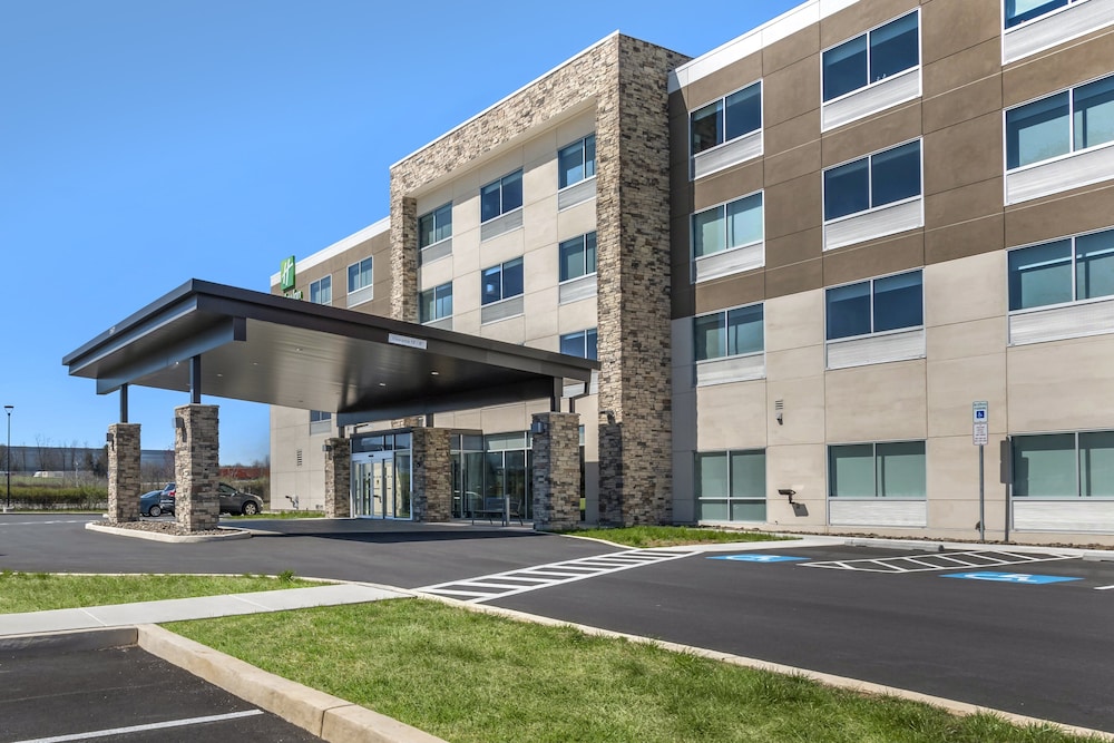 Holiday Inn Express & Suites Carlisle Southwest I 81 by IHG - photo 37