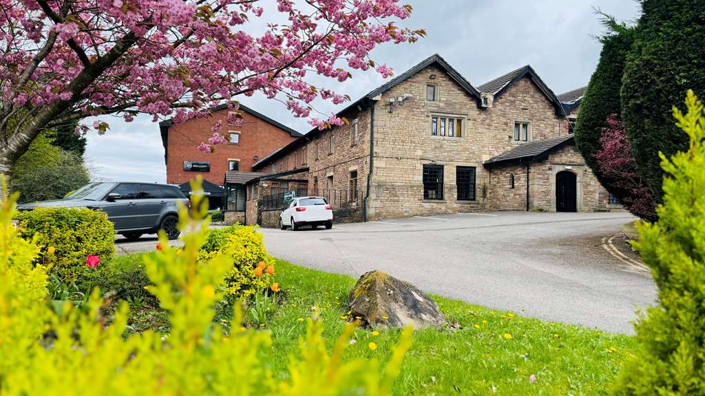 Park Hall Hotel — hotel in Chorley
