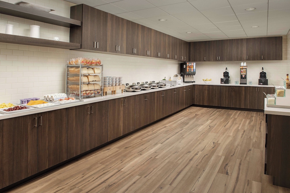 Residence Inn by Marriott Doral Mall Area - photo 28