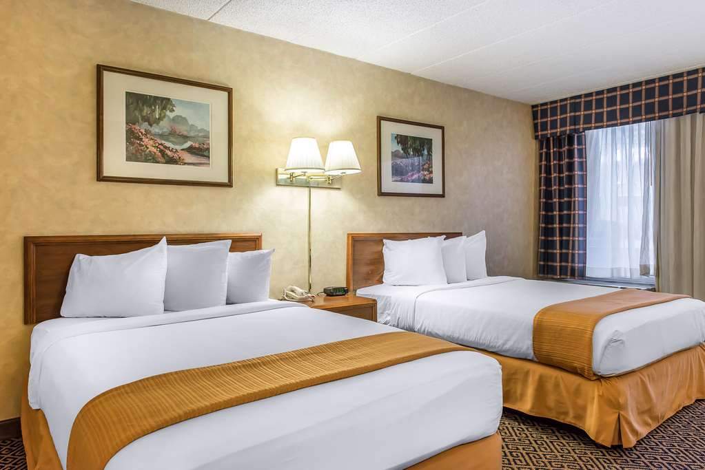 Quality Inn & Conference Center - photo 8