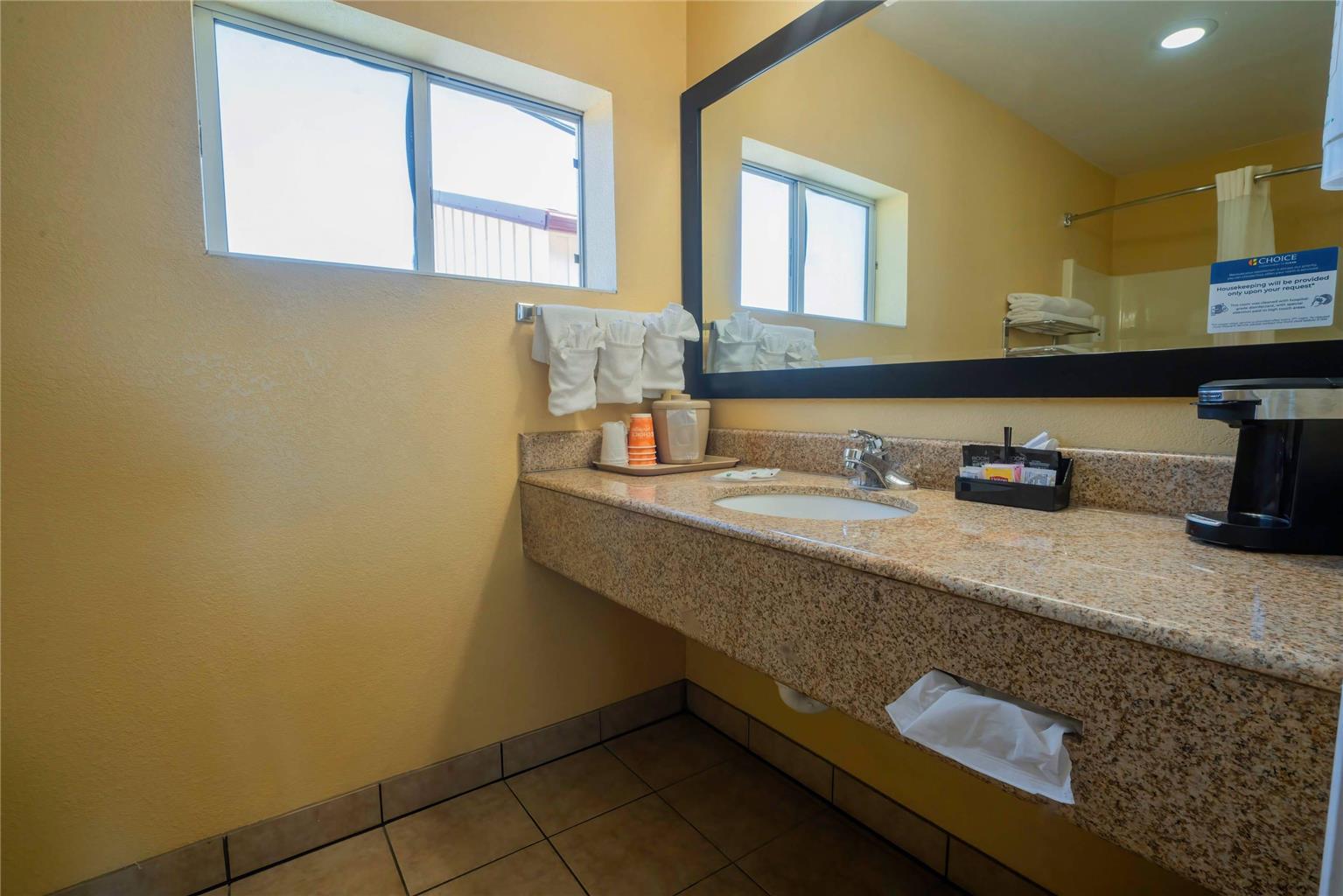 Quality Inn Ukiah - photo 65