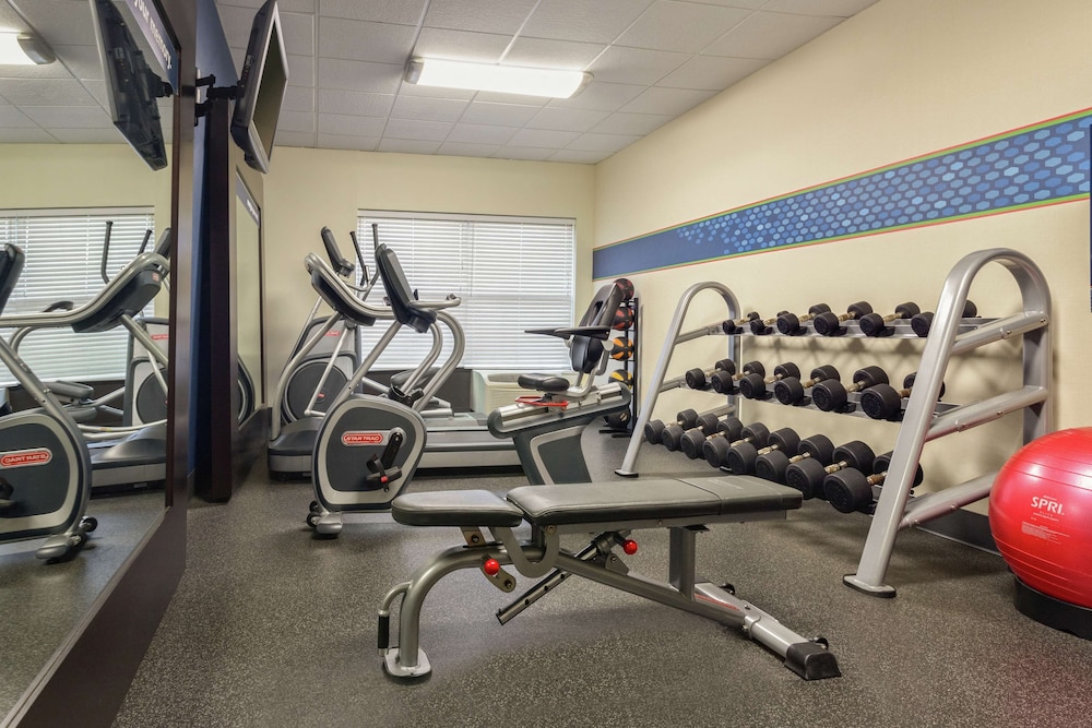 Hampton Inn Birmingham Trussville - photo 34