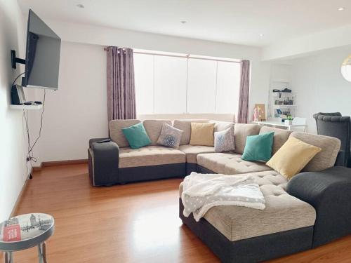 Apartamento moderno y céntrico en Lima 3 Dormitorios — 4-Star Luxury Hotel in Lima, Peru