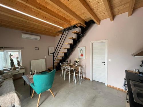 Attic View — Artemida — photo 2