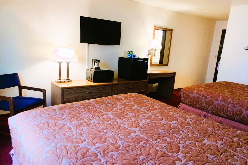 Love Hotels Staples By Oyo At Hwy 10 Mn - photo 25