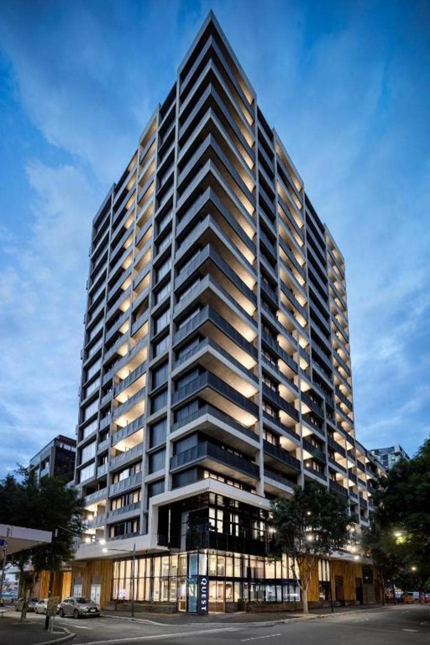 Quest NewQuay - carbon neutral hotel in Docklands