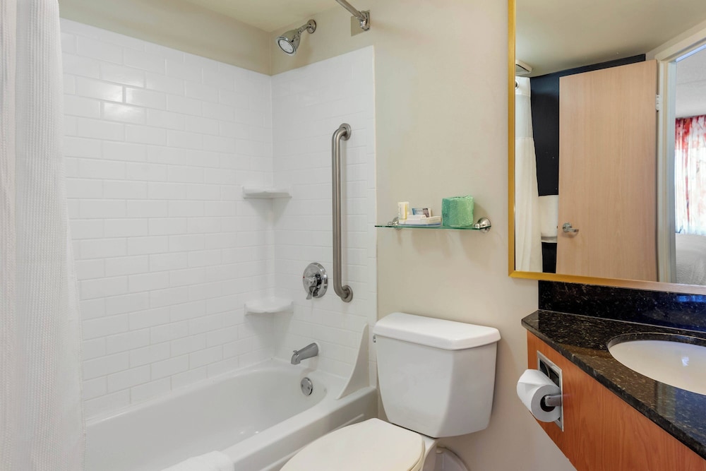 Fairfield by Marriott Inn & Suites Portland Maine Airport - photo 9