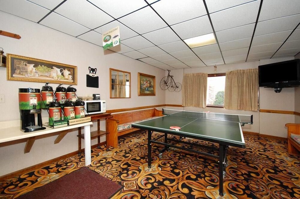 Hilltop Inn of Vermont - photo 25