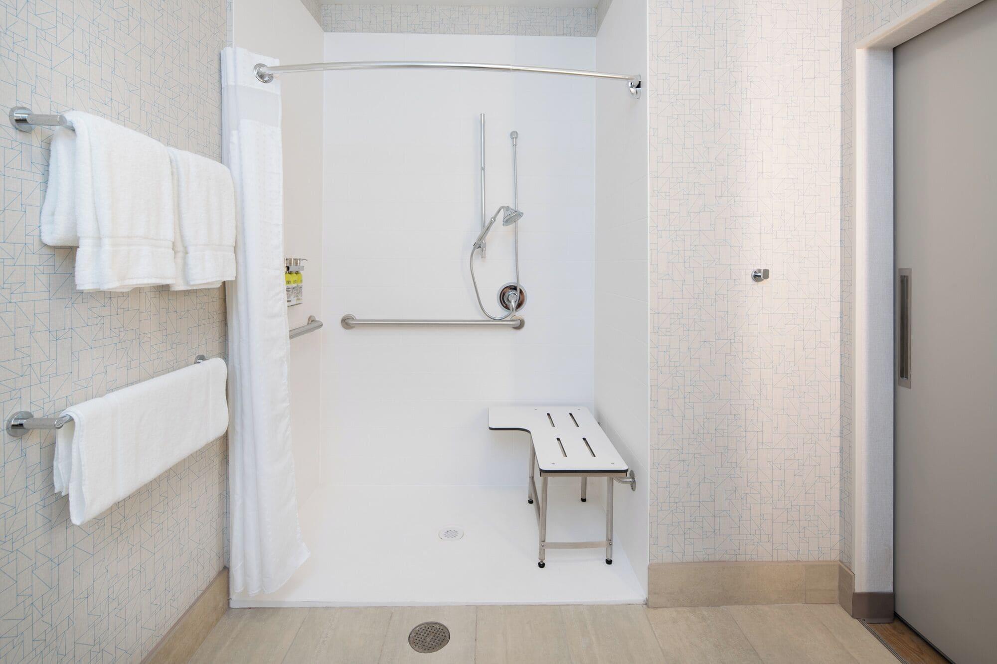 Holiday Inn Express And Suites Murrieta Temecula - photo 9
