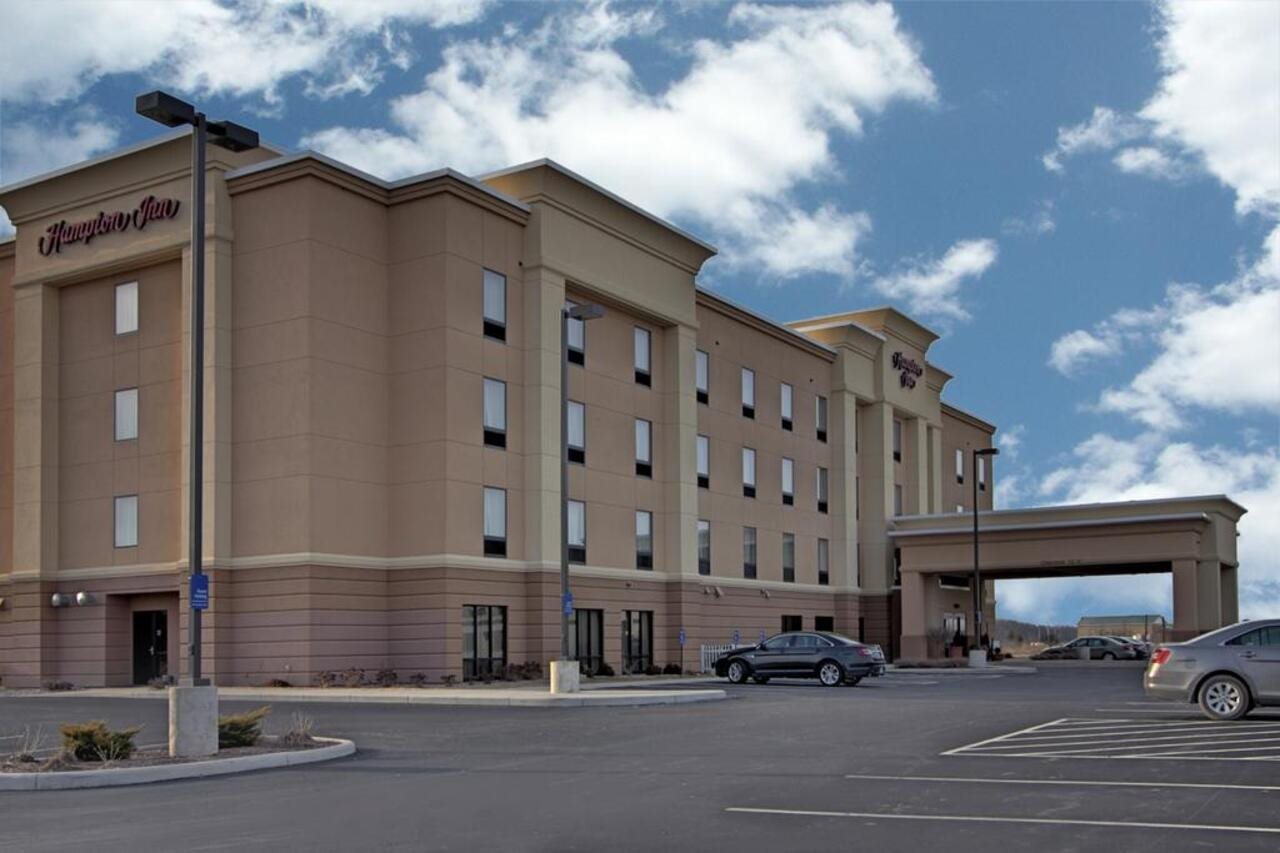 Hampton Inn Defiance - carbon neutral hotel in Defiance