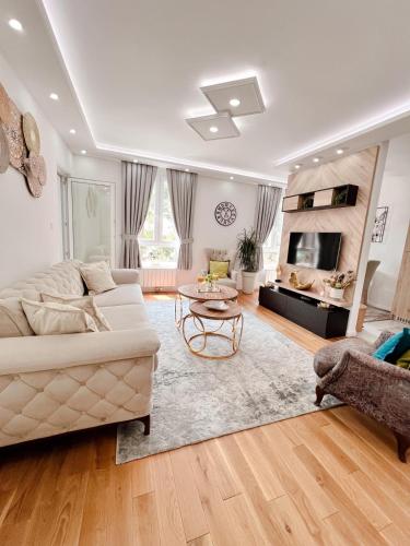 Fontana apartmani 1 FREE parking — 4-Star Luxury Hotel in Tuzla, Bosnia and Herzegovina