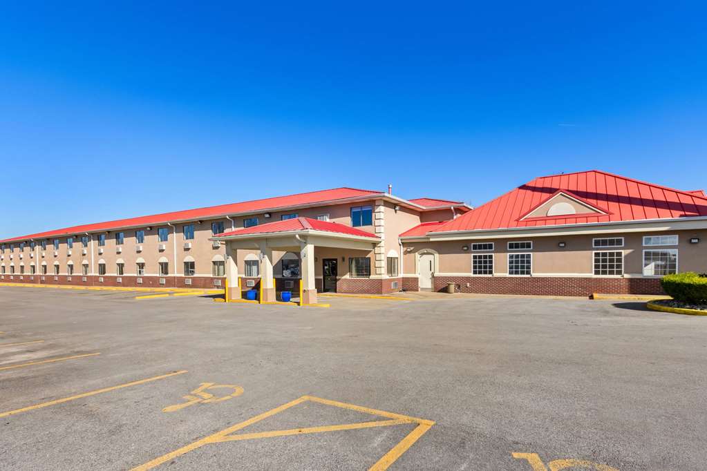 Super 8 by Wyndham Elizabethtown in Elizabethtown, United States