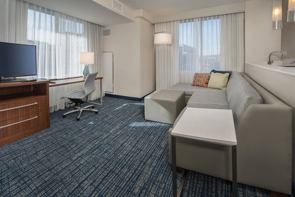 Residence Inn by Marriott Baltimore at The Johns Hopkins Medical Campus - photo 18