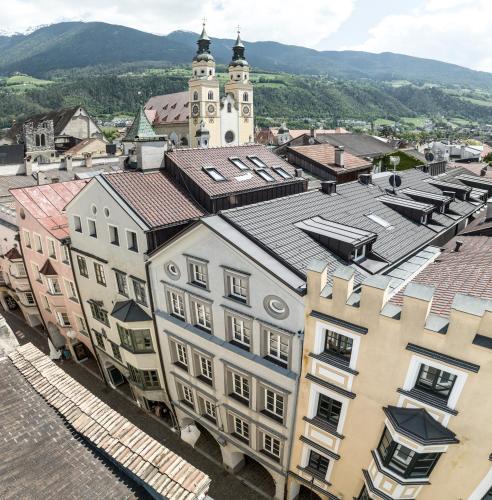Odilia Historic City Apartments center of Brixen — 4-Star Luxury Hotel in Bressanone, Italy