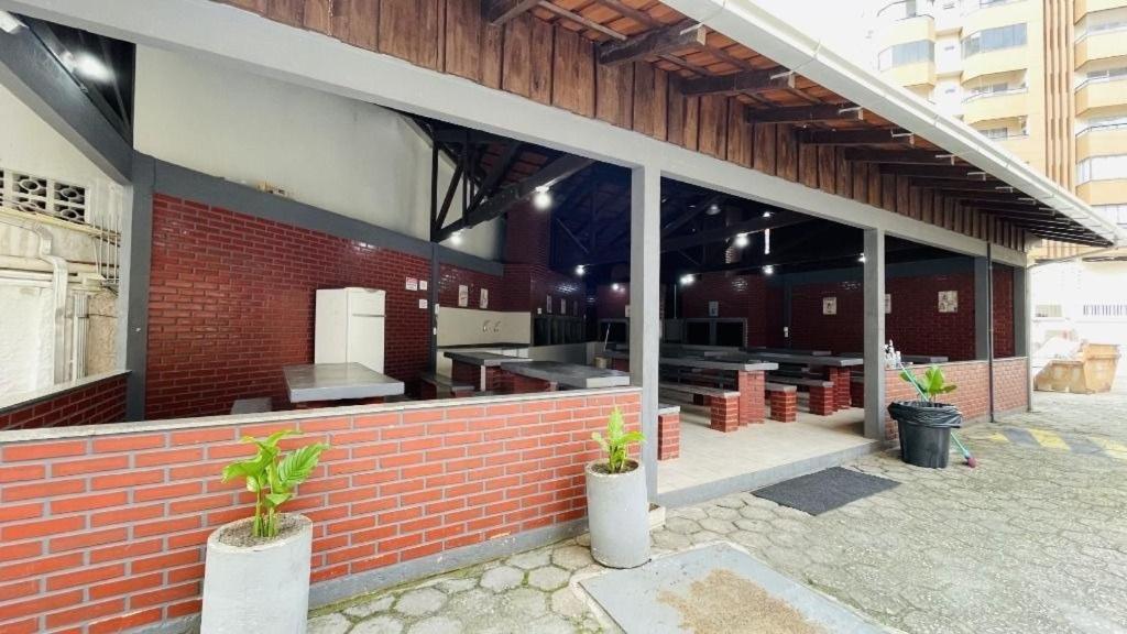 Apartamento Com Piscina