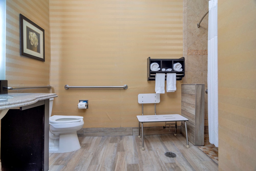 Hampton Inn & Suites Fort Worth Fossil Creek - photo 39