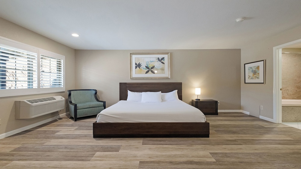 Country Inn Sonora - photo 22