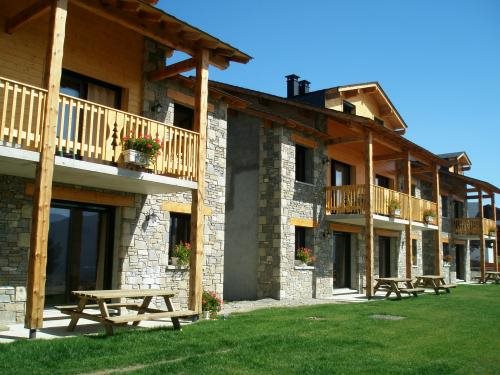 Hôtel Restaurant Le Llaret in Les Angles, France