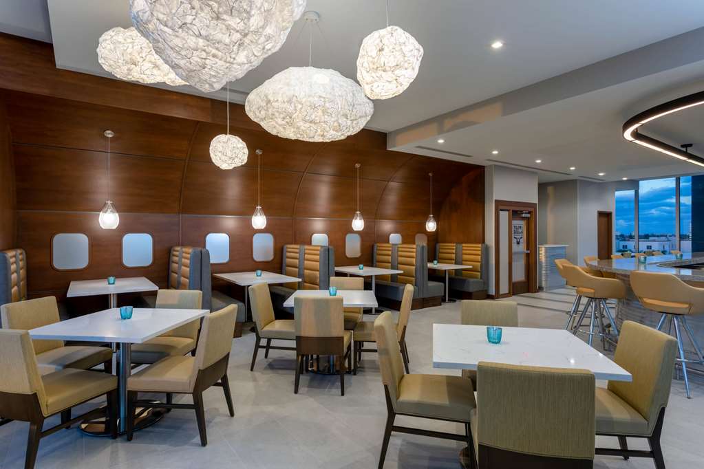 Wyndham Garden Miami International Airport - photo 9