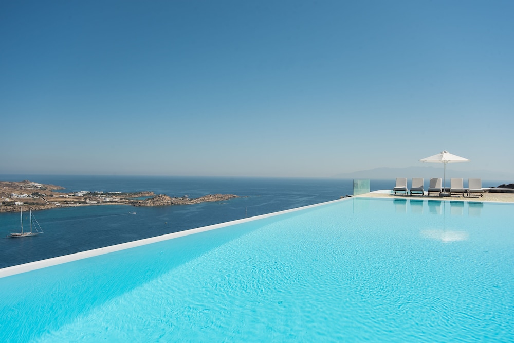 Nephele - carbon neutral hotel in Mykonos
